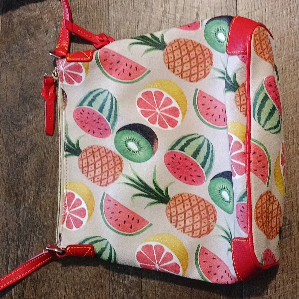 Dooney & Bourke Fruit print Bag πππ - Picture 4 of 14